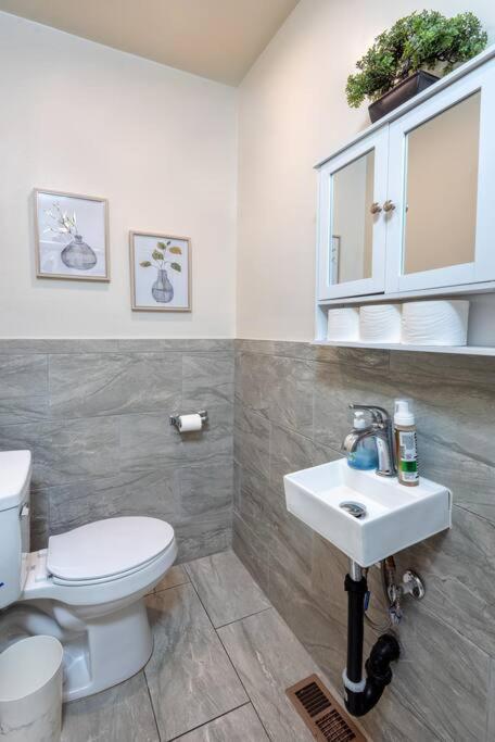 Chic And Spacious 3Br Gem In Central La Los Angeles Exteriör bild