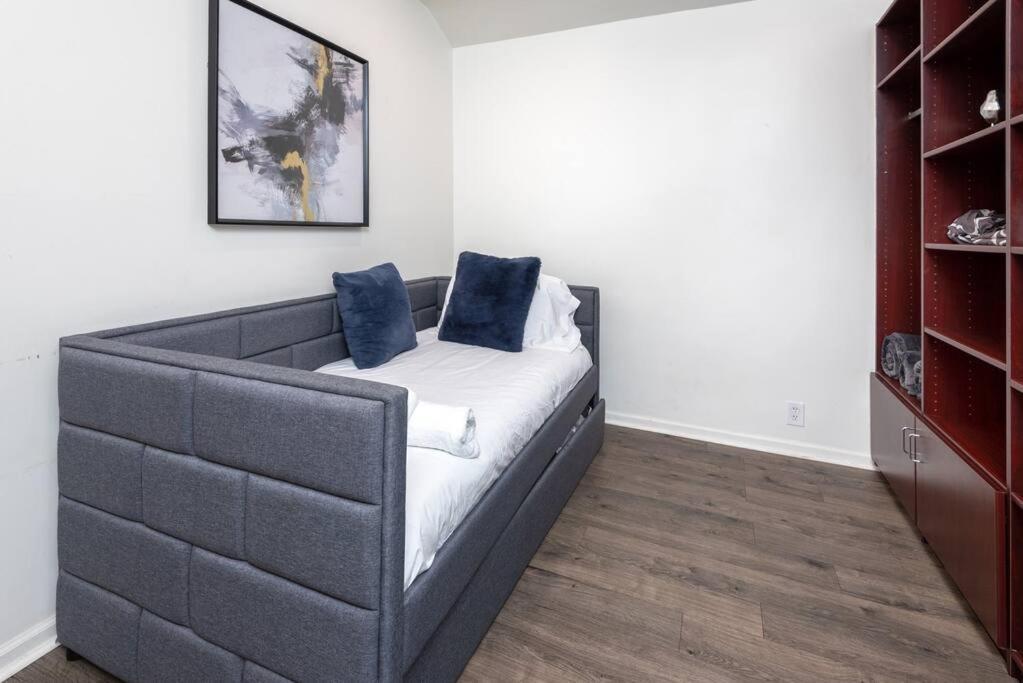 Chic And Spacious 3Br Gem In Central La Los Angeles Exteriör bild