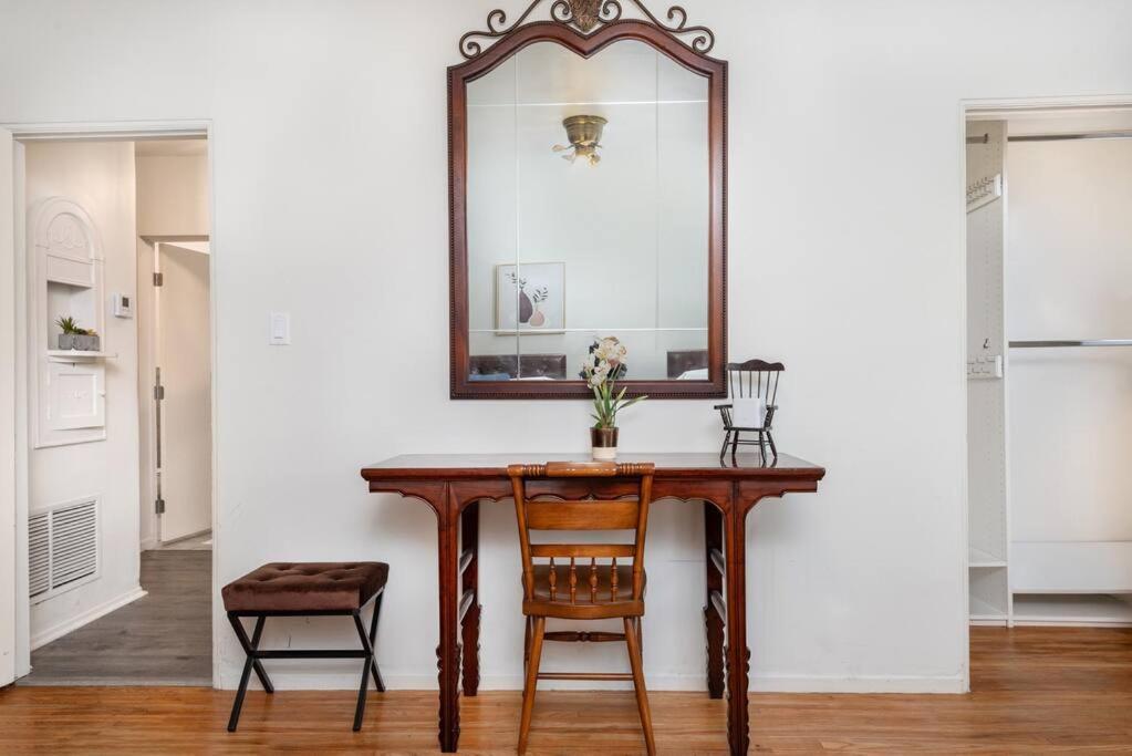 Chic And Spacious 3Br Gem In Central La Los Angeles Exteriör bild