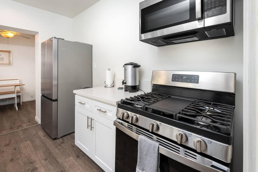 Chic And Spacious 3Br Gem In Central La Los Angeles Exteriör bild
